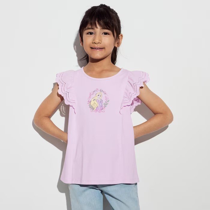 ユニクロ、ラプンツェル〈塔の上のラプンツェル〉グラフィックTシャツの着用例、紹介画像