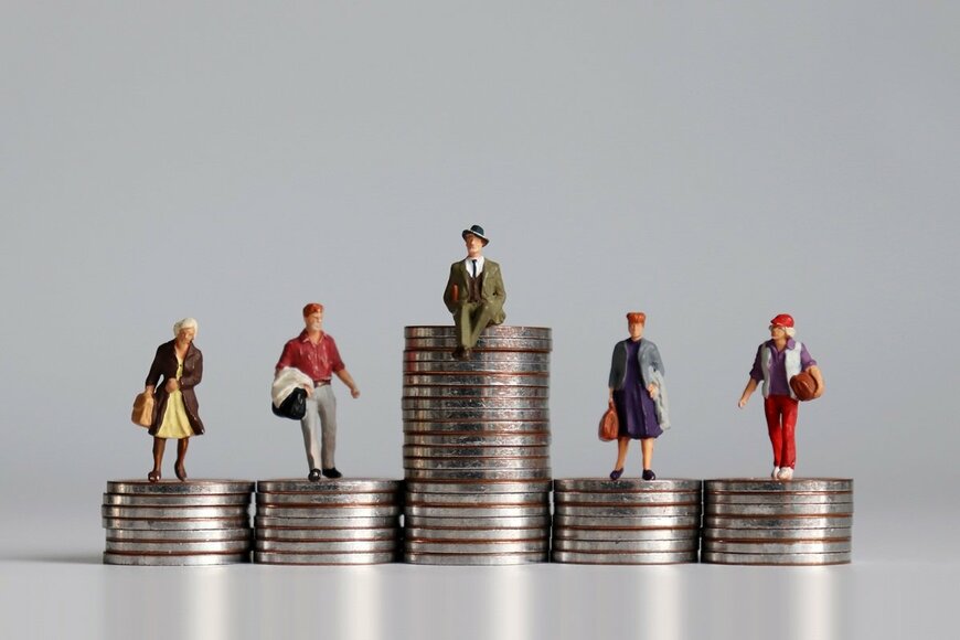 【厚生年金と国民年金】「月額20万円以上」を受け取るにはどのくらいの年収が必要か？「月20万円以上もらっている人」は何パーセントいる？