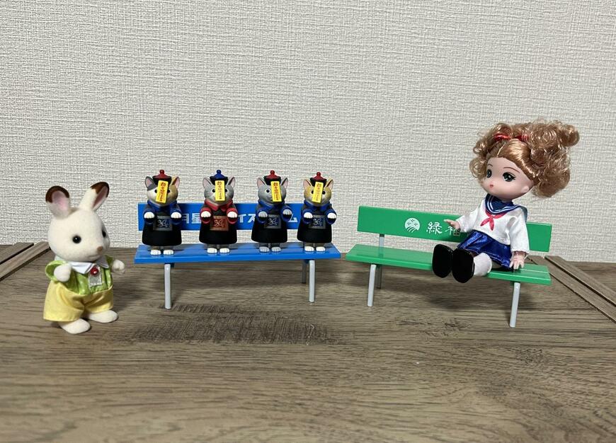 セリア、ミニチュアカラーベンチ画像