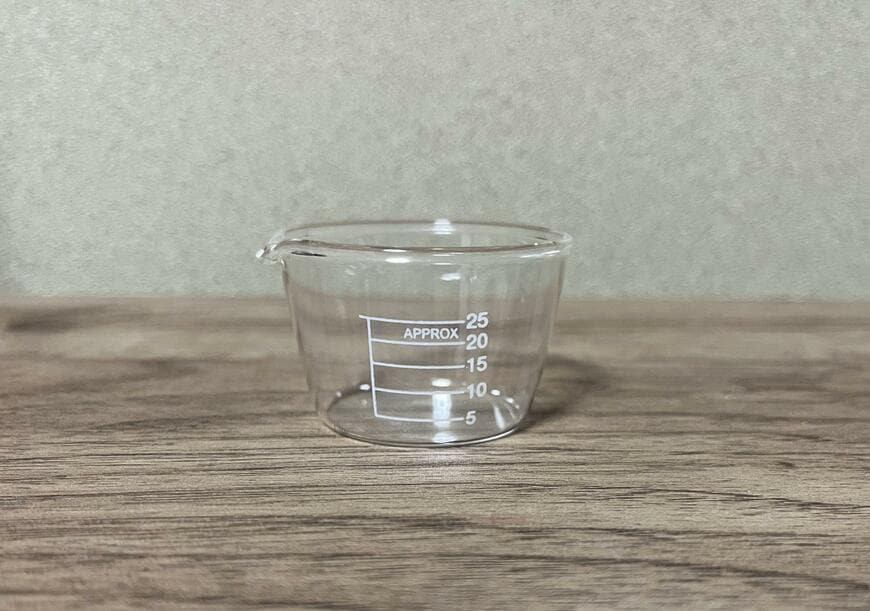 ダイソー、インテリア用ミニビーカー 3種アソート 画像