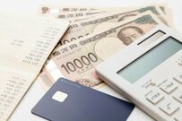 【65歳以上シニア】リタイア後の生活費はいくらかかる？毎月の赤字額・エンゲル係数から見るシニアのお金事情