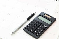 【最新】家計調査「65歳以上」シニアの生活費は赤字が続く…1カ月の支出の内訳は？