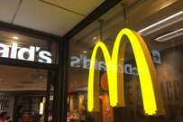 日本マクドナルドHD（2702）既存店売上高は43四半期連続のプラス成長、原材料高のなか通期業績予想を上方修正