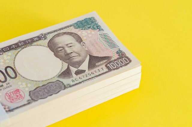 厚生年金、約45年間「平均年収約1000万円」で働いた人の年金額の目安は？額面で「月額30万円以上の年金」を受給する人は何％？