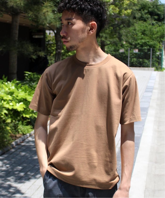 EDIFICE - 【撥水＆汗染み防止】FUNCTIONAL COTTON Tシャツ ¥5,400（税込）
