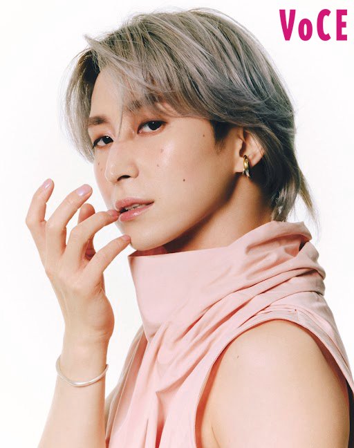 出所：株式会社講談社「通常版と特別版の表紙を飾るのは櫻坂46 田村保乃！ 　「美ほの・甘ほの」二つの顔を演じきる。増刊は佐久間大介(Snow Man)が美容誌カバー初登場！　VOCE12月号は10月22日（火）発売」