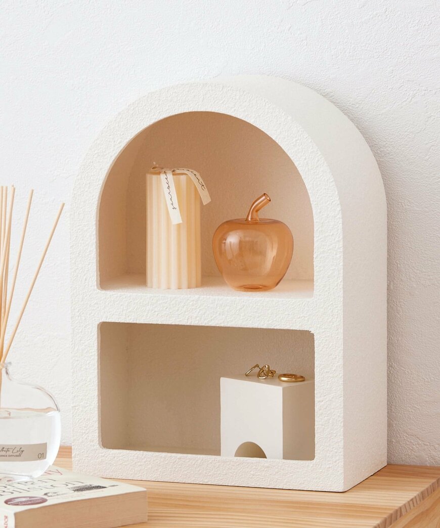 出所：3COINS公式　ニュアンスディスプレイミニラック／Nuance Interior