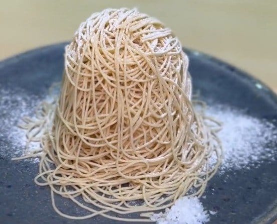 茨城県の道の駅で極細クリームのモンブランを思わず二度見！笠間和栗の絶品スイーツに驚きの声が続出