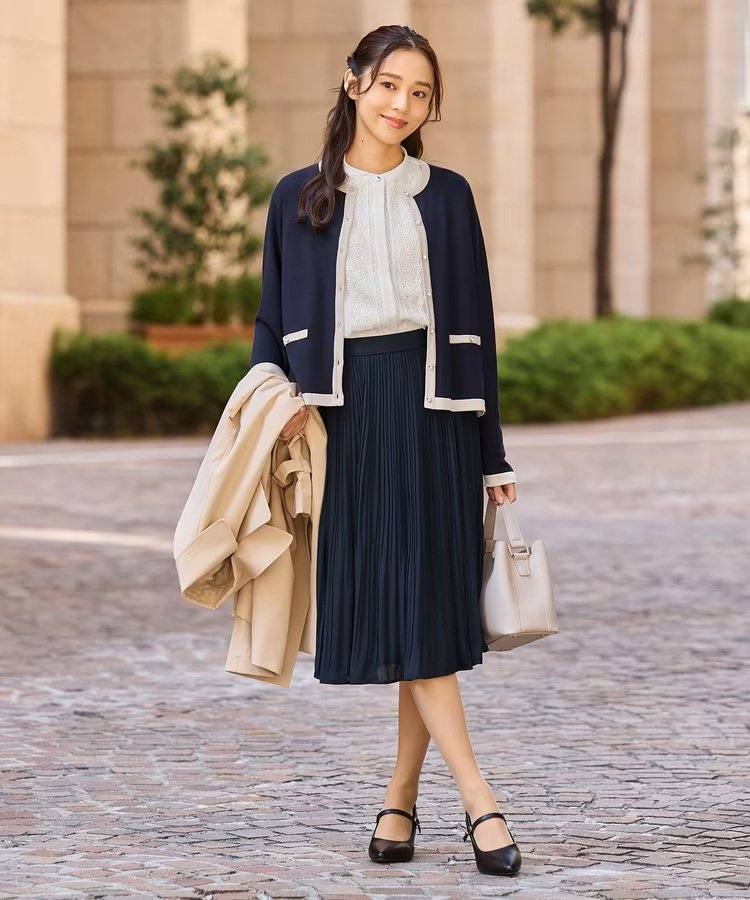 ハニーズ公式　パール風釦カーディガンの画像