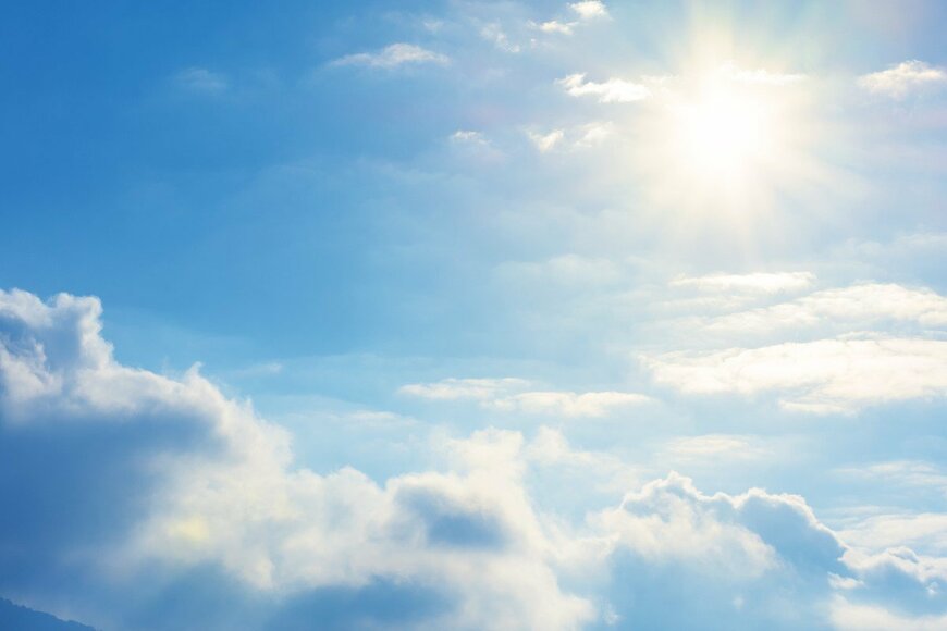 晴れた日の空のイメージ