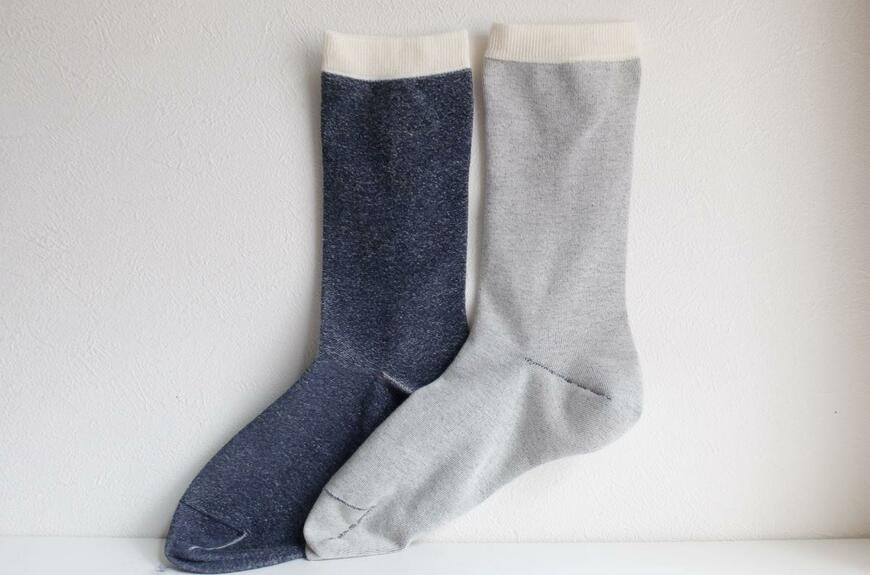 無印良品 足なり直角 表裏で楽しめる2色靴下