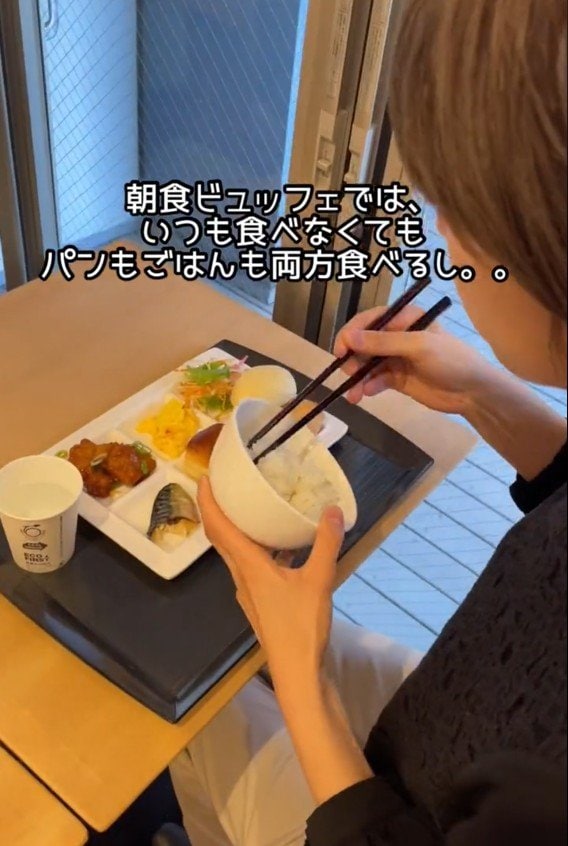 パンもごはんも両方食べる！