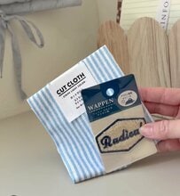 【100均DIY】縫わずに畳むだけ！セリアのカットクロスなどを使って、おしゃれな「クッションコースター」を簡単DIY