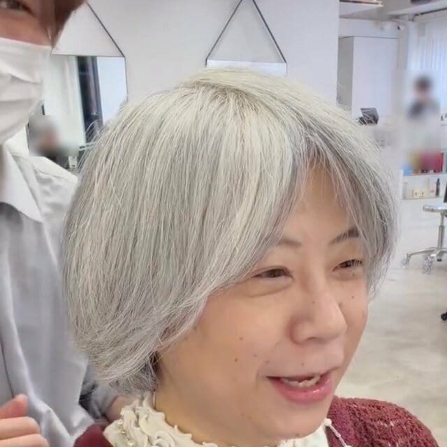 「人生最後の卒業式」福島から来た教員女性が“着物に合う髪型”に！「生徒さんも驚く」など反響