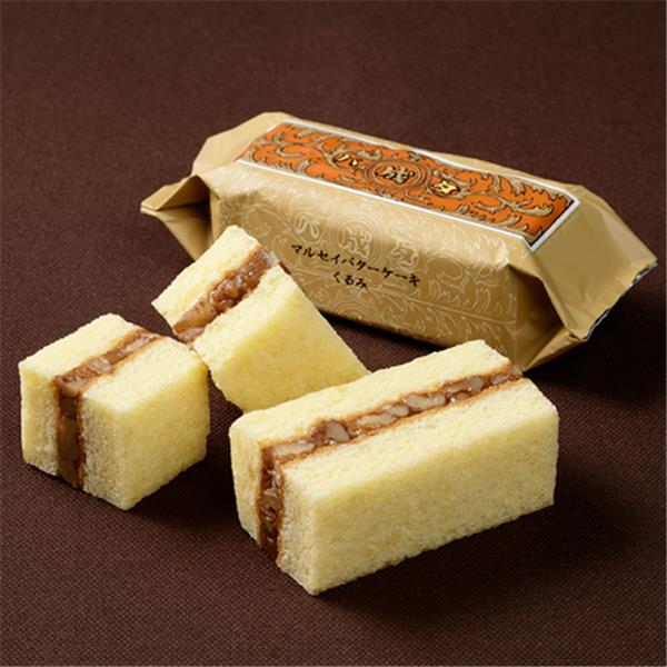 、六花亭の人気商品が詰合せになり、合計17品が花柄箱に入って自宅に届きます。