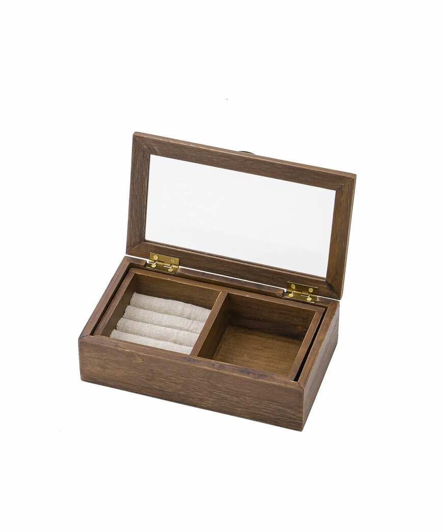 出所：パルグループ公式ファッション通販サイト 3COINS 2wayコレクションケース