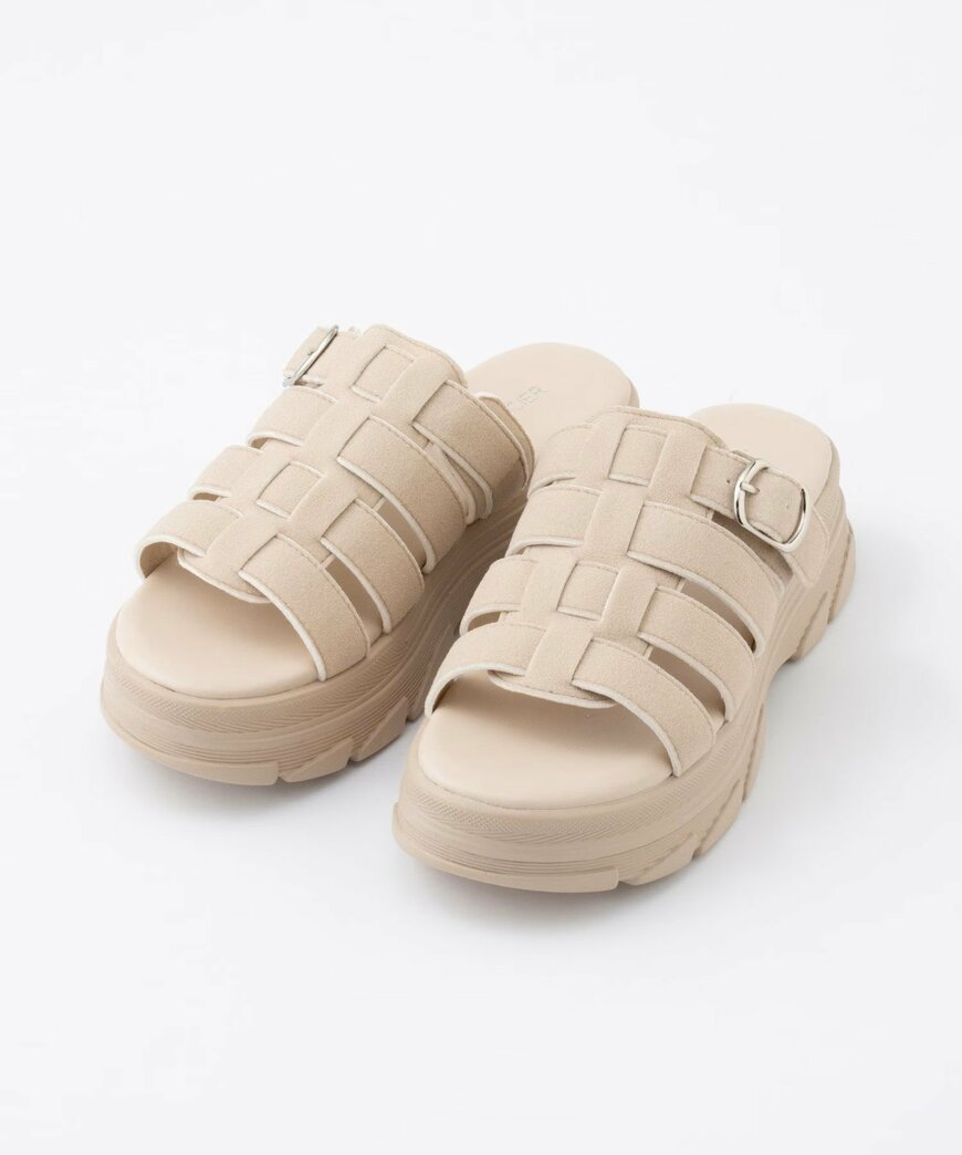 出所：ハニーズ公式　グルカミュールサンダル