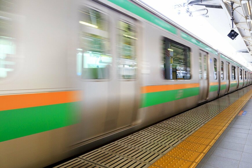 JR東日本の特急列車で導入されている座席上のランプ　空席が一目でわかるシステムに「考えた人天才」