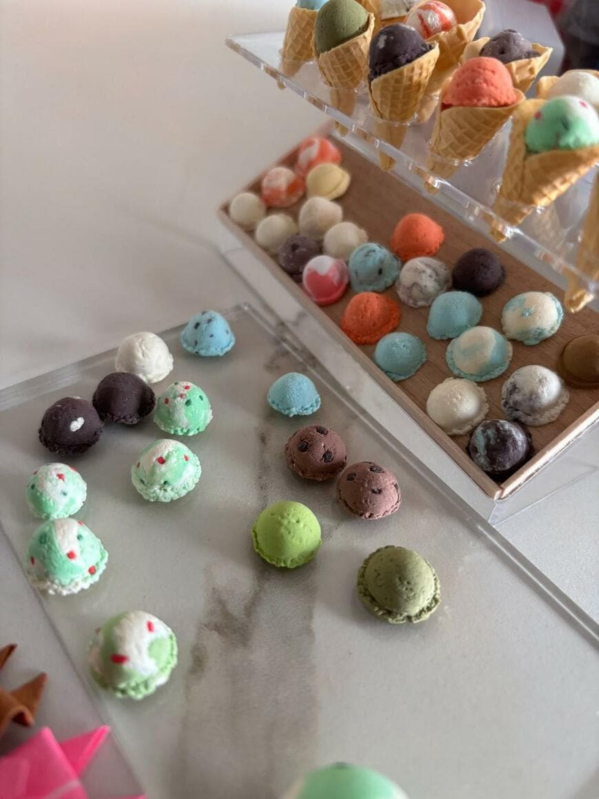 粘土で作ったアイス