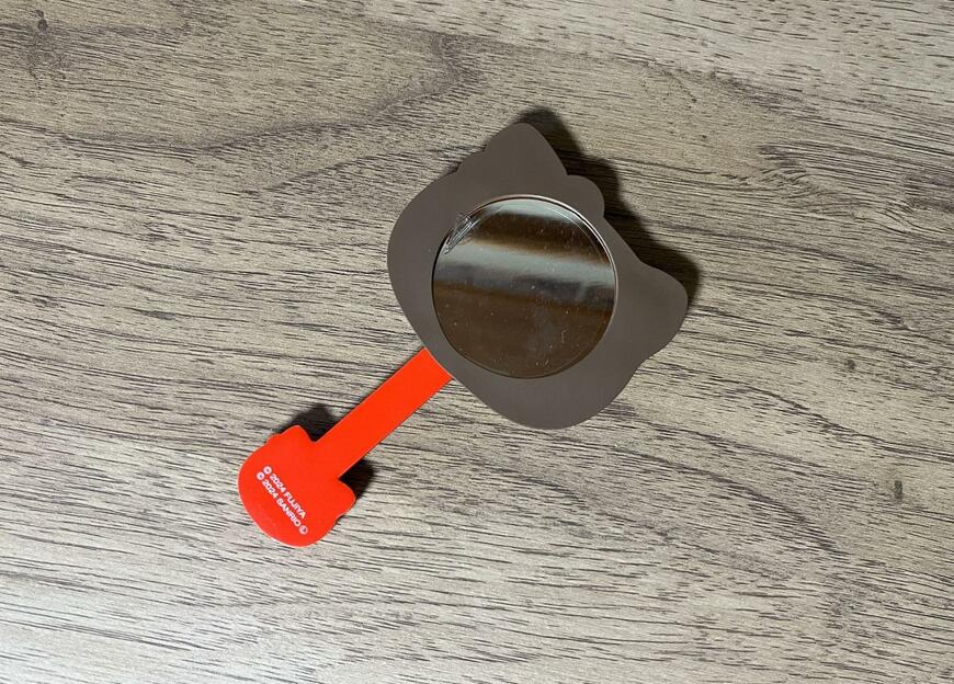 ブルーブルーエ、サンリオキャラクターズチョコレートハンドミラーの画像