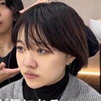 【大変身】「似合う髪型が分からない…」童顔を気にする女性がショートヘアで大胆イメチェン！大人かっこいいスタイルで不安解消