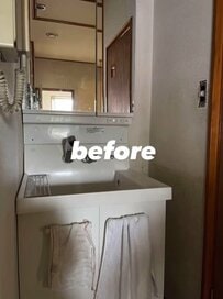 【築40年の家DIY】洗面所をウッディでおしゃれな雰囲気漂う空間に大変身！無機質だった洗面所の変化に衝撃