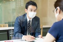 「転職して公務員になれば退職金1000万円もらえる?」勤続年数別に確認。国家公務員の生活苦も浮き彫りに