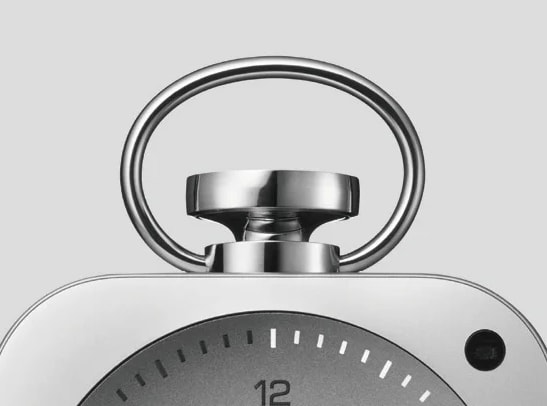 【バルミューダ】針がない！？「6万円の置き時計」に衝撃、SNSで驚きと困惑の声「時計の役割とは…」「らしい商品」