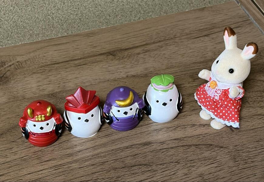 筆者撮影（キャンドゥ、リトルフレンド 頭の上に柏餅シマエナガ・リトルフレンド 紙兜シマエナガ・リトルフレンド 鎧武者シマエナガ）