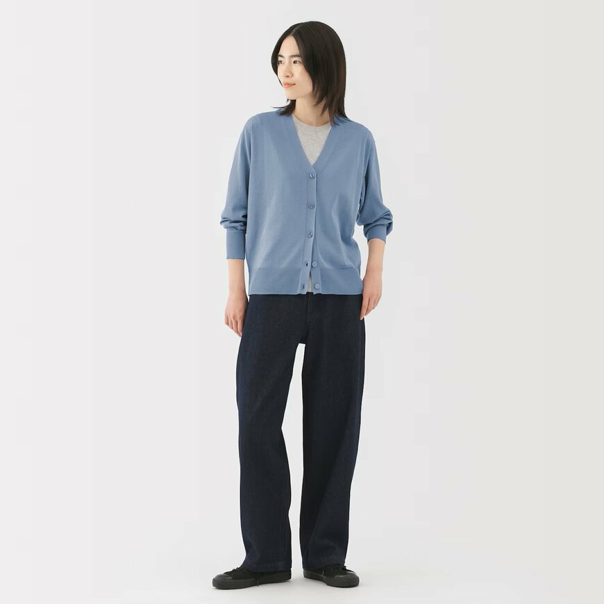 無印良品公式　婦人　ＵＶカットライトニットＶネックカーディガンの画像