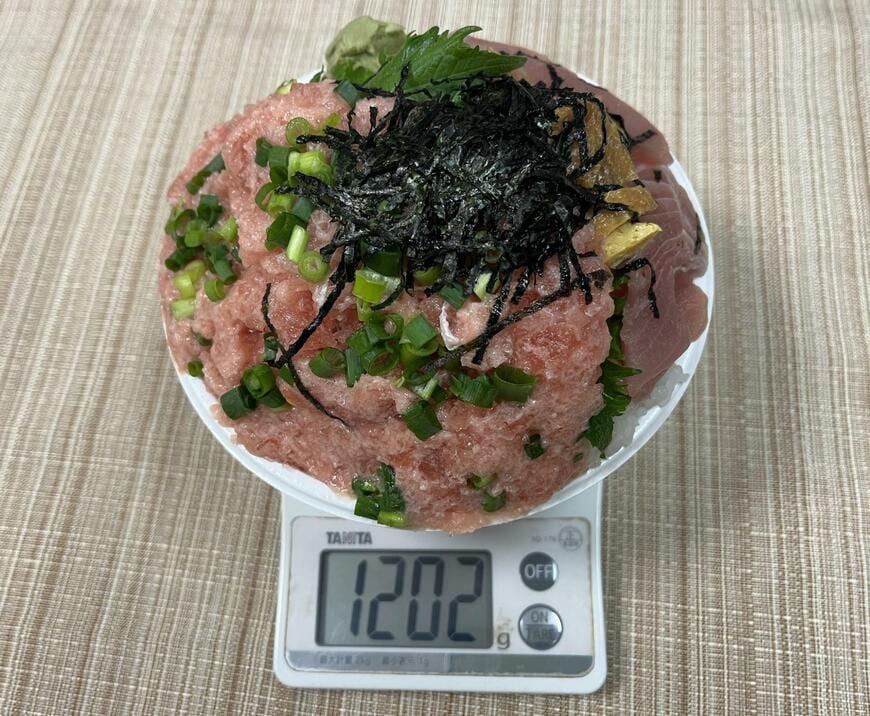 ねぎとろ丼の大盛り