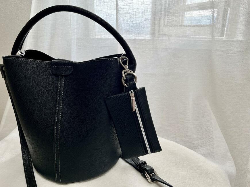 キャンドゥ「スリムポーチ」