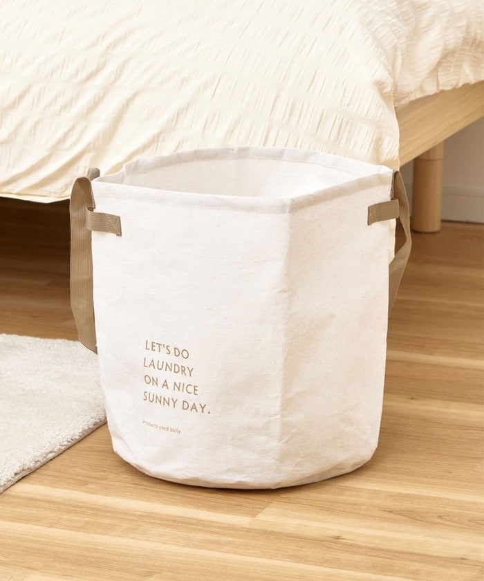 ななめがけタイプのランドリーバッグ