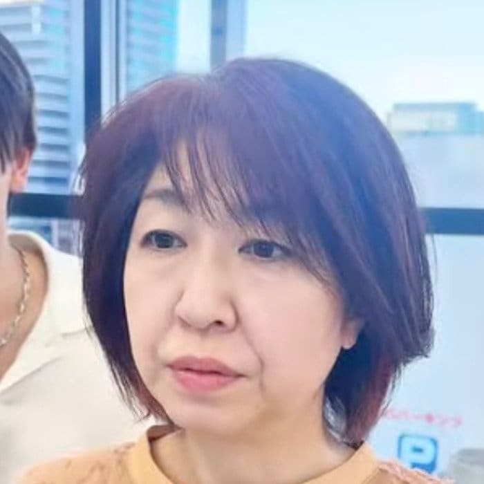 「頭の形を小さく見せたい…」縮毛矯正で失敗歴ありの女性が再挑戦！大胆イメチェン成功に反響