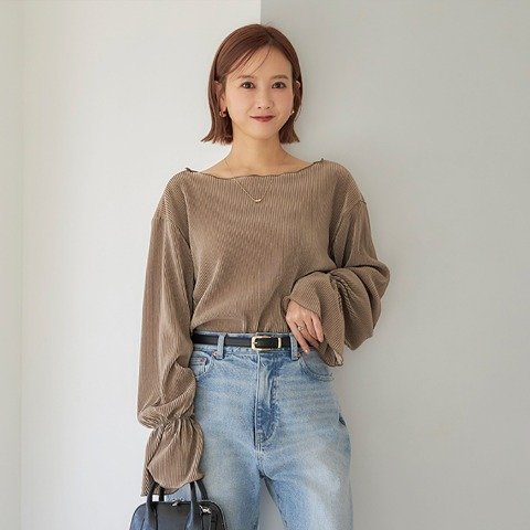 出所：しまむら公式　レディース　プルオーバー（田中里奈）