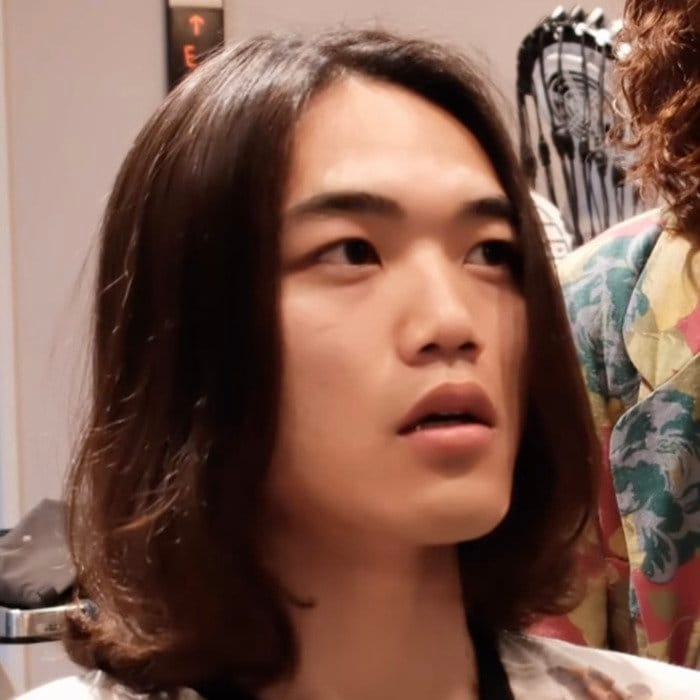 「ぐりっぐりにしてほしい」ストレートヘア男性が…→ラフでおしゃれな〈強めパーマスタイル〉に！「最高やね」「すごい」と満足
