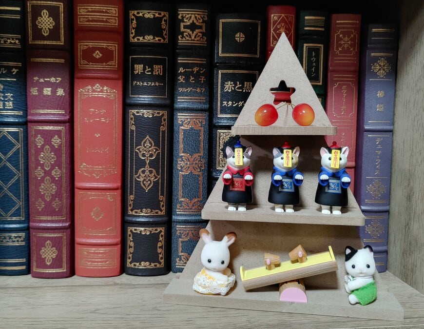 筆者撮影（ダイソー、クリスマスMDFツリー（置物用））
