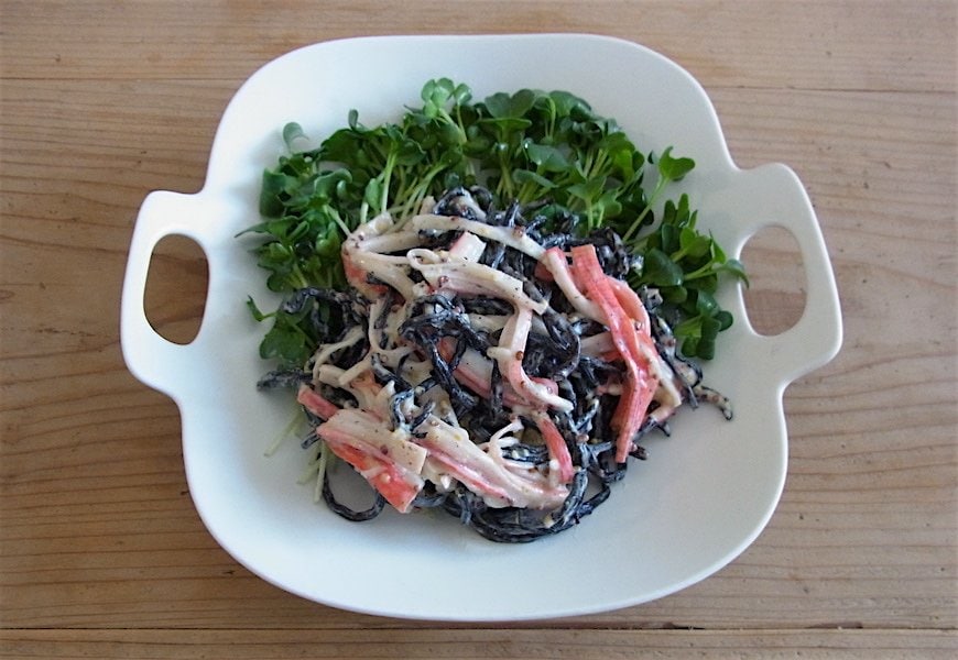 ひじきとカニカマのサラダ