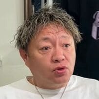 「コンセプトはかっこよく」イケオジがお任せパーマで大変身！「可愛い」と喜びの仕上がりが素敵