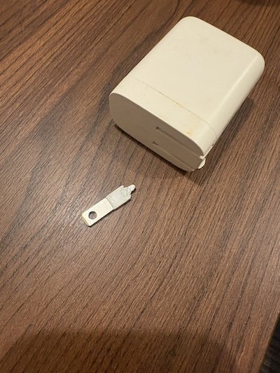 壊れた充電器
