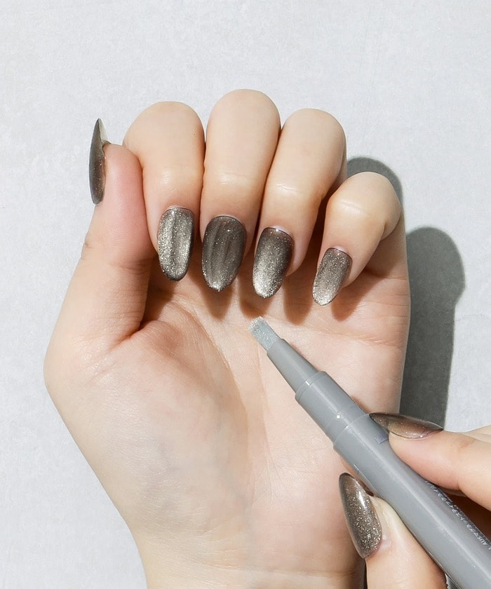 マグネットスティックネイルジェル