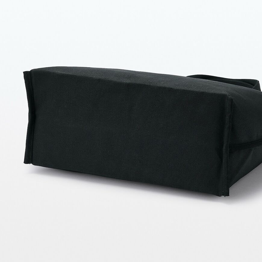 出所：無印良品ネットストア 帆布 持ち手が二つある トートバッグ