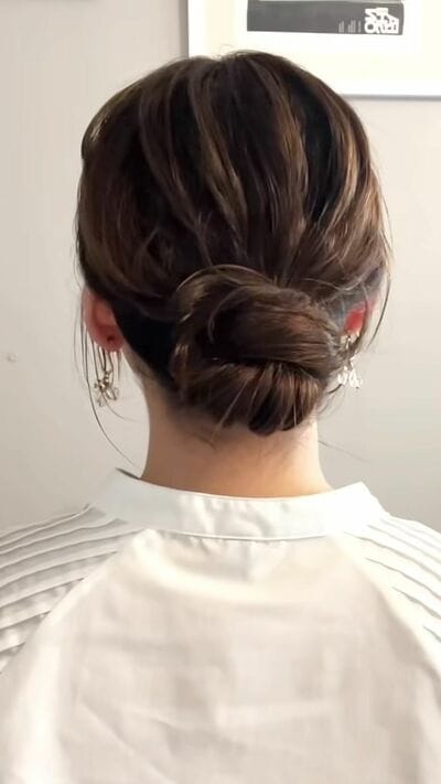 簡単まとめ髪の完成