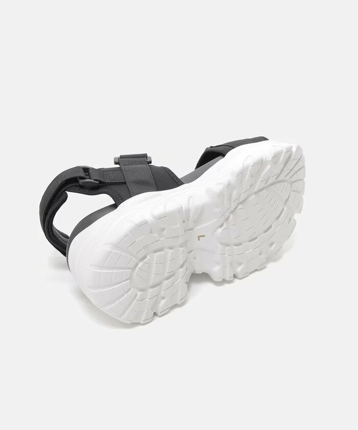 高低差が少なく安定感があるのも大きな特徴です