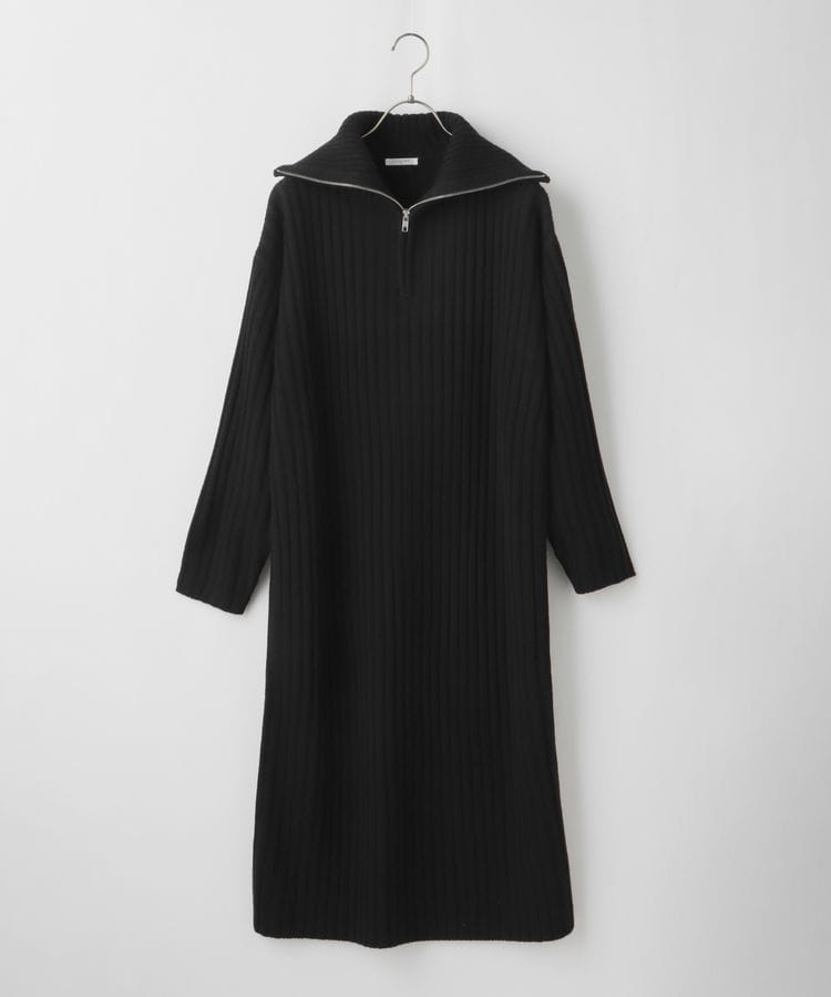 出所：ハニーズ公式通販ハーフジップワンピース