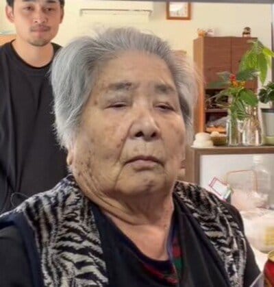 【86歳おばあちゃん】ダイエット中の「朝ごはん準備」に癒される！チャーミングな仕草にも反響