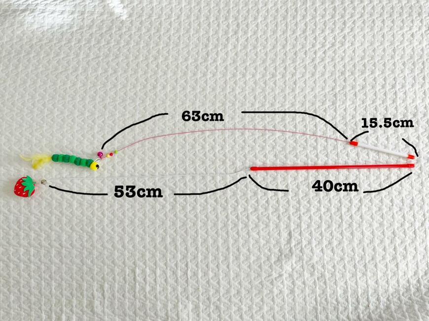 鈴付きワイヤー猫じゃらし いもむし・ペット用トイ キャットスティック いちご