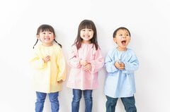 児童手当はいくら？3人目からは月3万円だが「上の子の年齢など」で金額が変わる「4人きょうだいで一番上の子が22歳になった年度末前後」を試算