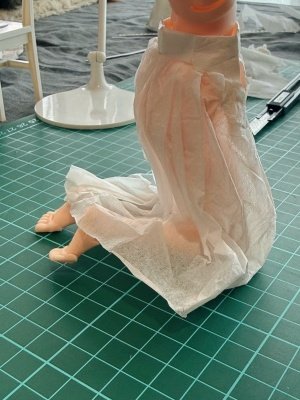 ひざ立ちの様子
