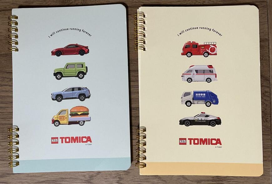 筆者撮影（セリア、トミカA5リングノートA罫 40枚）